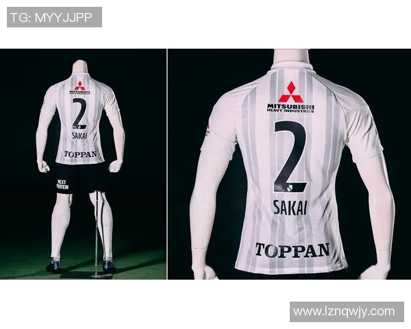 聚焦球星风采探索耐克足球球衣设计与热血赛场激情结合